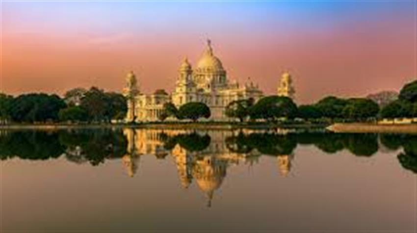Arrival Kolkata – Half day sightseeing